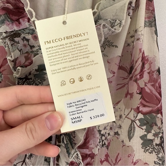 Supernatural by Secret Mission
Emma Dress- Romantic Floral BOHO Maxi dress Small - Picture 13 of 16